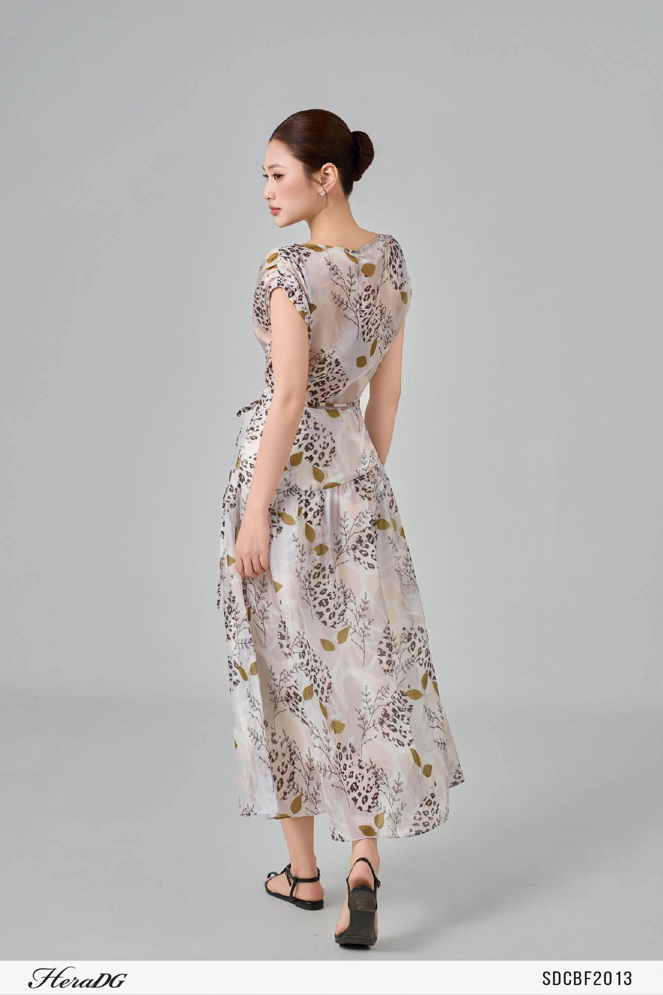 Ảnh của Đầm tơ in họa tiết 